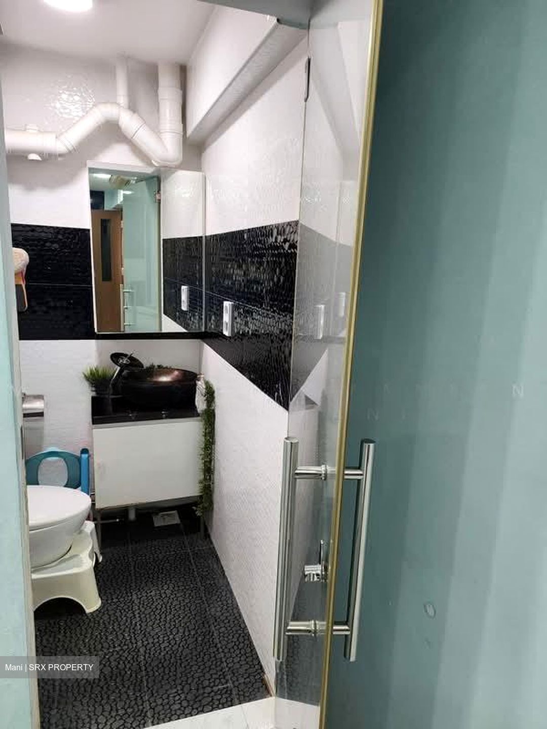 Blk 241 Jurong East Street 24 (Jurong East), HDB 3 Rooms #596704651